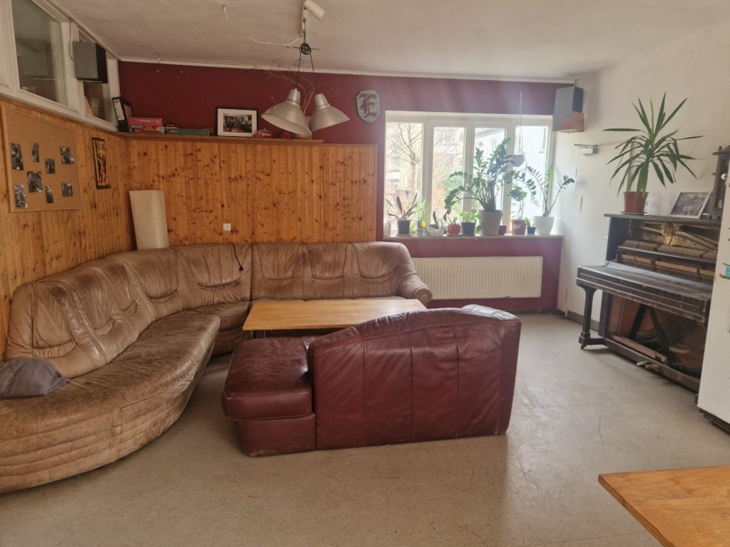 WG-Zimmer Maxvorstadt Heßstraße 77 - Wohnzimmer