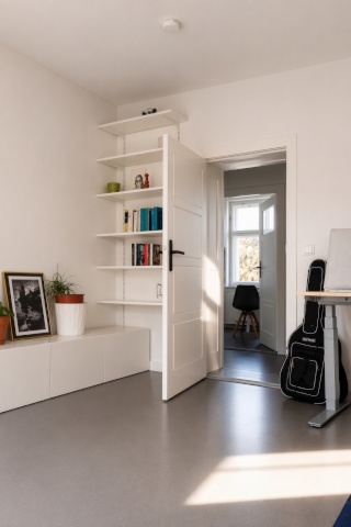 48smq 1bd+1living+kitchen+balcony — photo 1