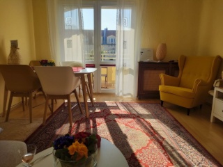WG Zimmer in kleiner schnuckliger 3 Zi-Wohnung — photo 1