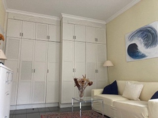 Ad image: FREI -schöne 2-Zi. EG-Whg (1 Person) in Top Lage (Schweizer Pl.-Sachsenhausen) - vollmöbliert +WIFI +SmartTV 44"
