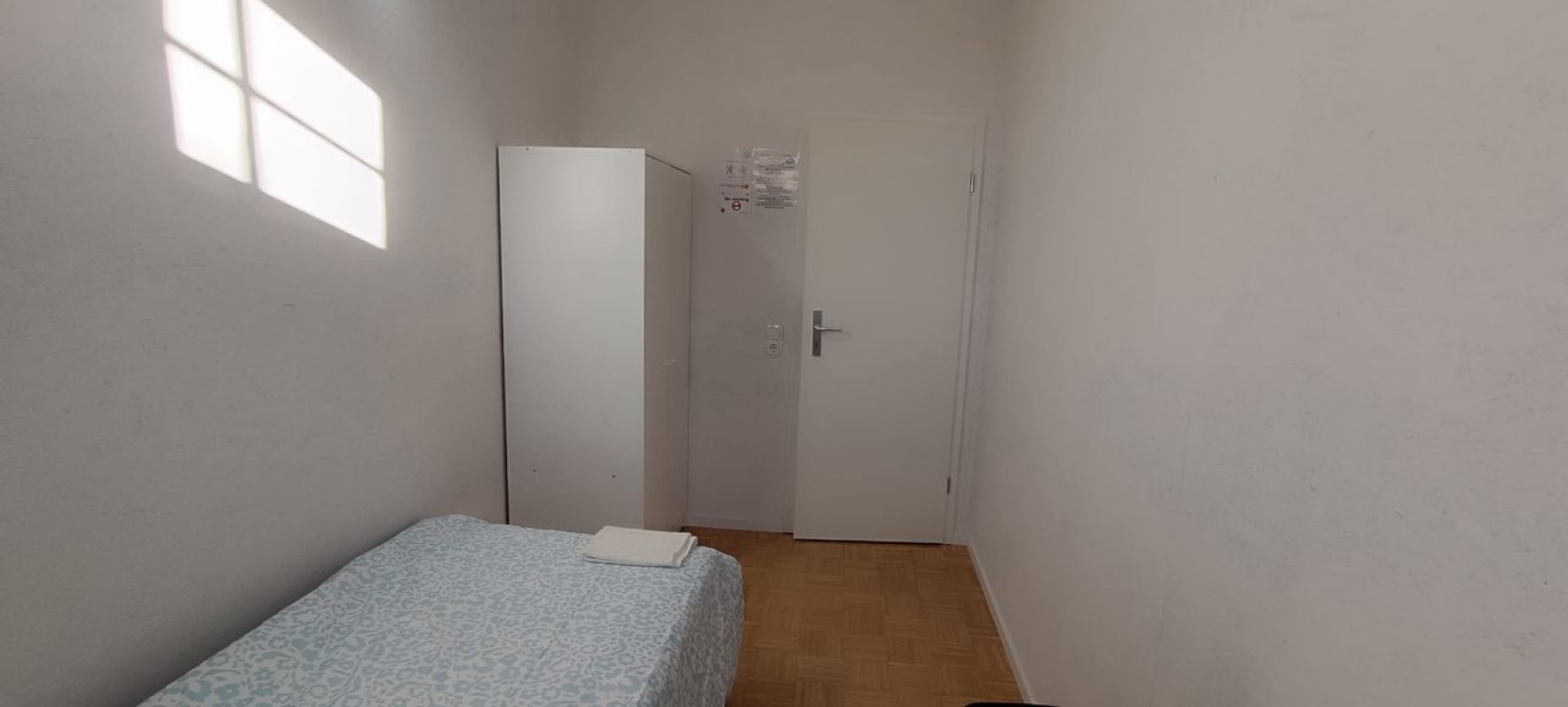 Diese geräumige WG bietet einen komfortablen und gut ausgestatteten Wohnraum in guter Lage. – 44139 Dortmund – Vorschaubild 2