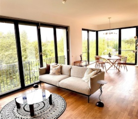 3 Zimmer Wohnung in Prenzlauer Berg mit Blick auf den Mauerpark — photo 1