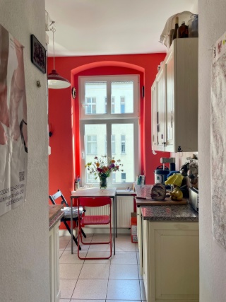 2-Zimmer Altbau Wohnung 1 Monat Untermiete — photo 1