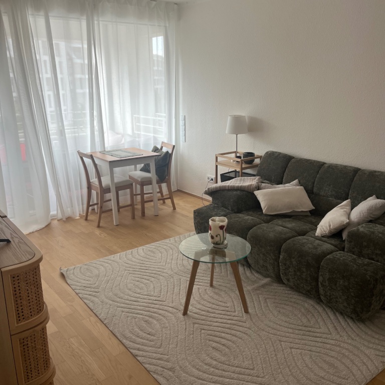 Helle 2-Zimmerwohnung in Ludwigshafen Süd – 67061 Ludwigshafen am Rhein Süd – Vorschaubild 2