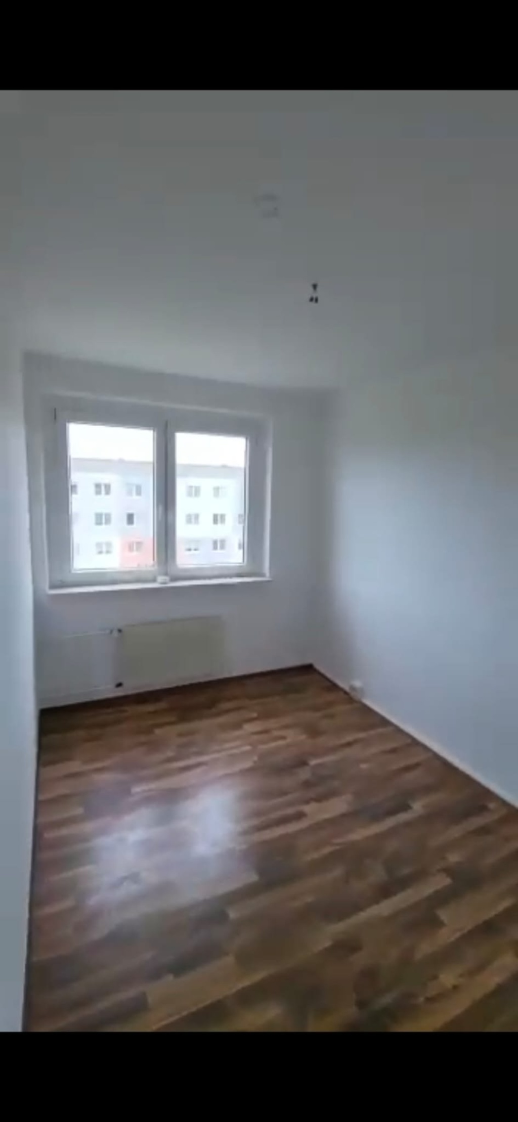 WG-Neugründung oder Wohnung für Alleinstehende / Pärchen mit Balkon und Aufzug (mit der Bitte um Entschuldigung für die schlechte Bild-Qualität) – 39114 Magdeburg Herrenkrug – Vorschaubild 8