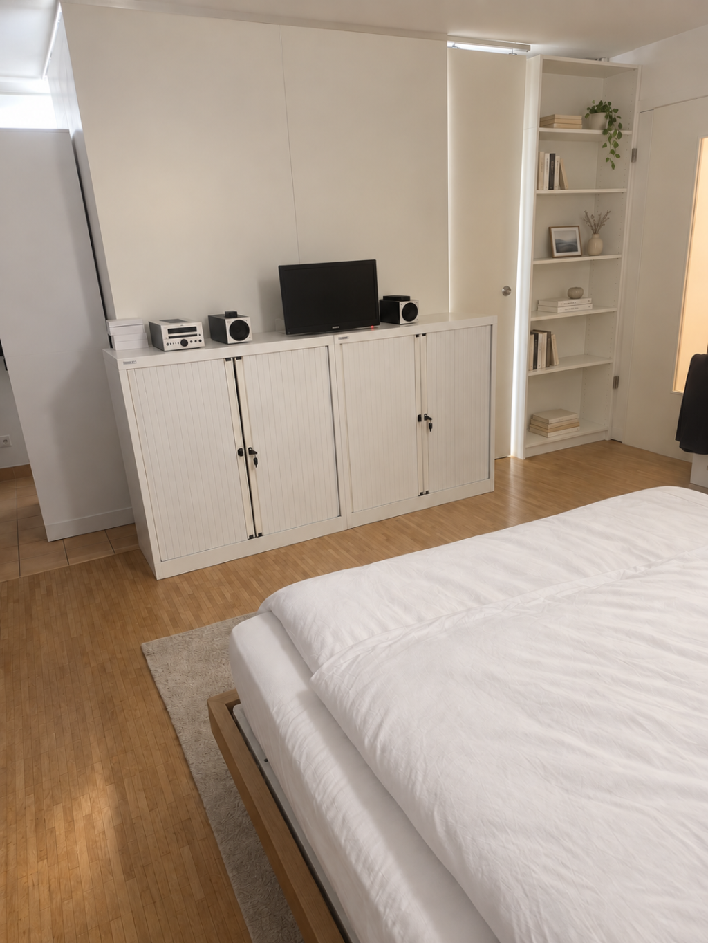 Ruhiges Zimmer mit Bad und Terrasse zum Oktoberfest – 81827 München Trudering-Riem – Vorschaubild 3