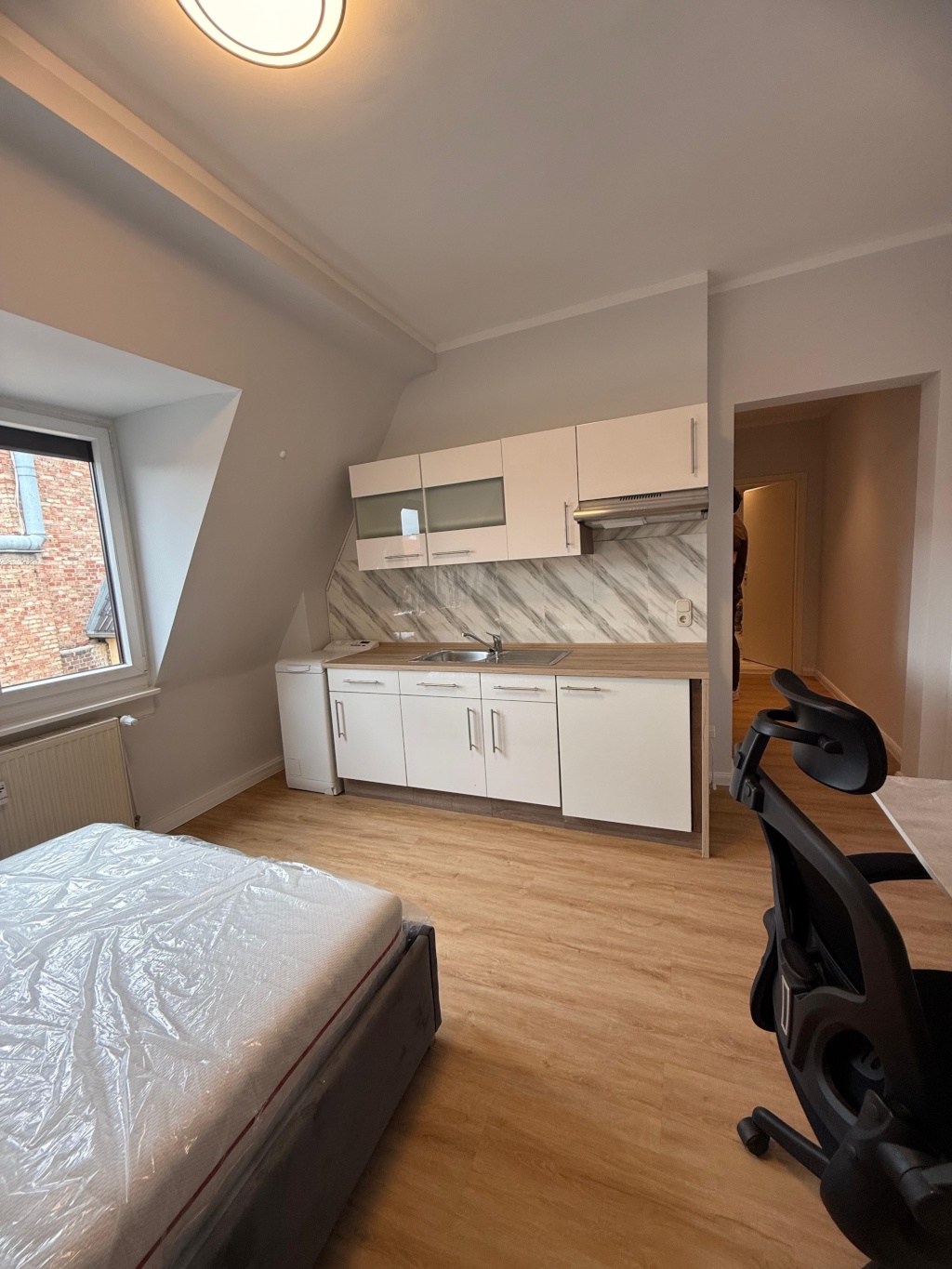 Vollmöblierte Einzimmerwohnung Erstbezug – 68169 Mannheim Neckarstadt – Vorschaubild 2