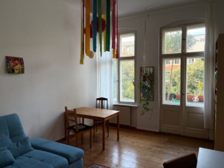 Lichtdurchflutete Altbauwohnung mit Balkon zur Zwischenmiete – Reichenberger Straße — photo 1
