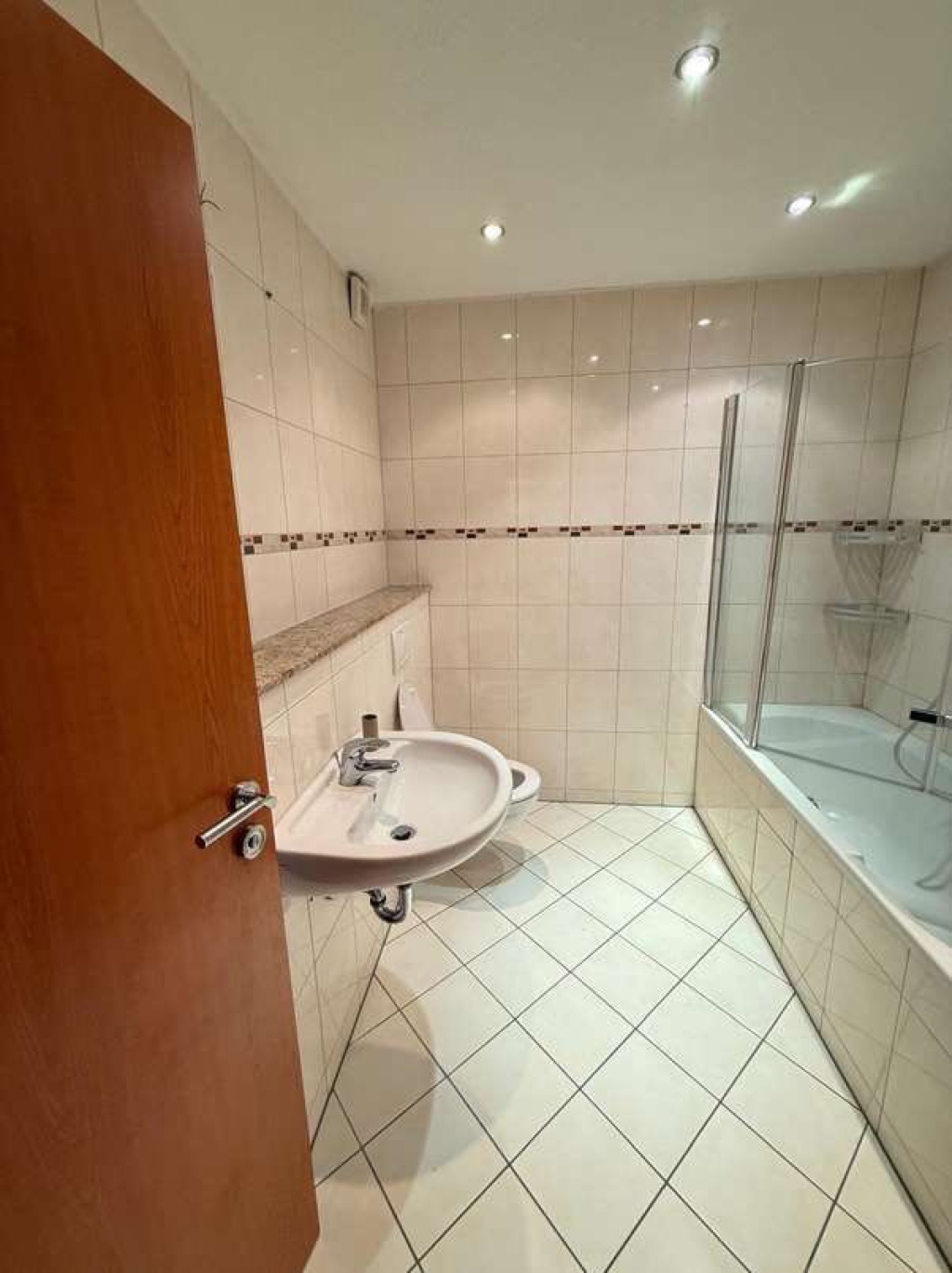 WG-Zimmer Wallstadt Ernsttalerstrasse  19 - Bild 13