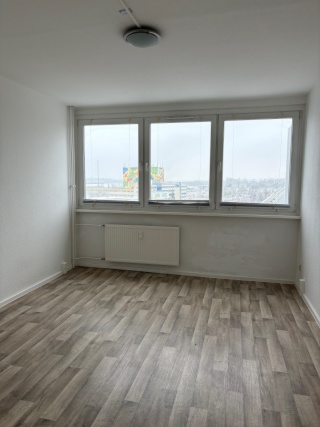 Ad image: 1- Zimmer Wohnung ab sofort - 0802 -  Woldegker Straße 30