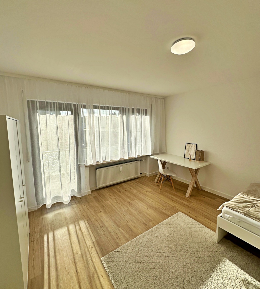 WG-Zimmer Preungesheim Weinstraße 8b - Schlafzimmer