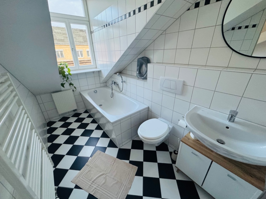 Vollmöblierte 95 m2 Wohnung im Leipziger Zentrum – 2 SZ, 2 Bäder, 2 Balkone – 4109 Leipzig Zentrum-West – Vorschaubild 16