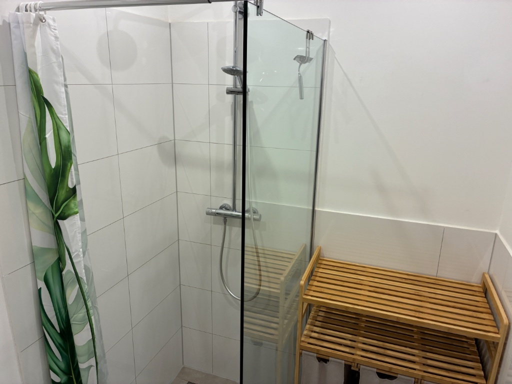 Möblierte 2-Zimmer-Wohnung Hochparterre in Unterbilk zur Zwischenmiete - Zeitraum flexibel - auch Teilzeitraum möglich – 40223 Düsseldorf Bilk – Vorschaubild 15