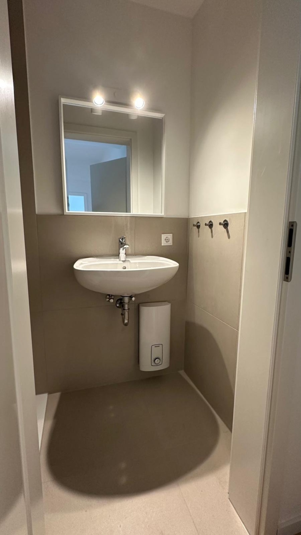 Nur noch 1 WG-Zimmer frei | Erstbezug nach Kernsanierung | 3er-WG in Düsseldorf-Pempelfort | 785 € warm – 40477 Düsseldorf Pempelfort – Vorschaubild 5
