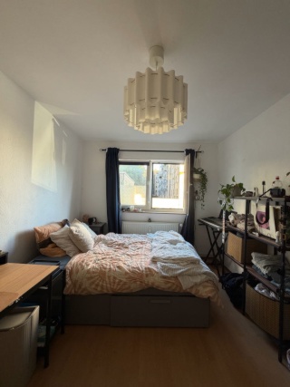 Anzeigenbild: Zentrales Zimmer in neu zu gründender WG🌞