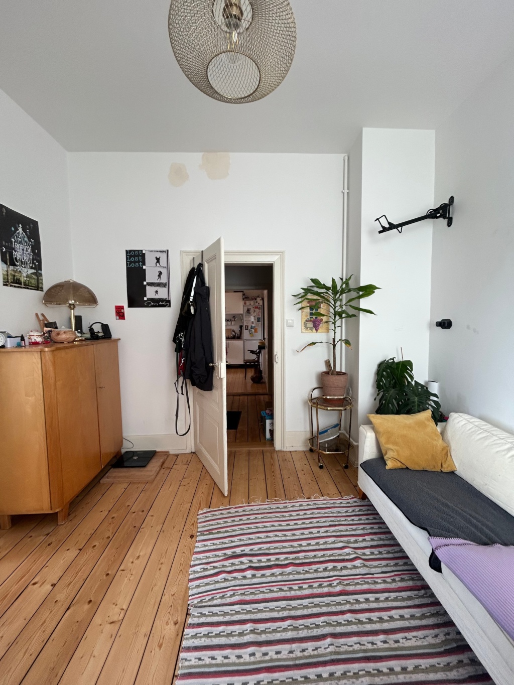 Habitación en WG Höchst Brüningstraße 25 - Zimmer 1 (14qm)