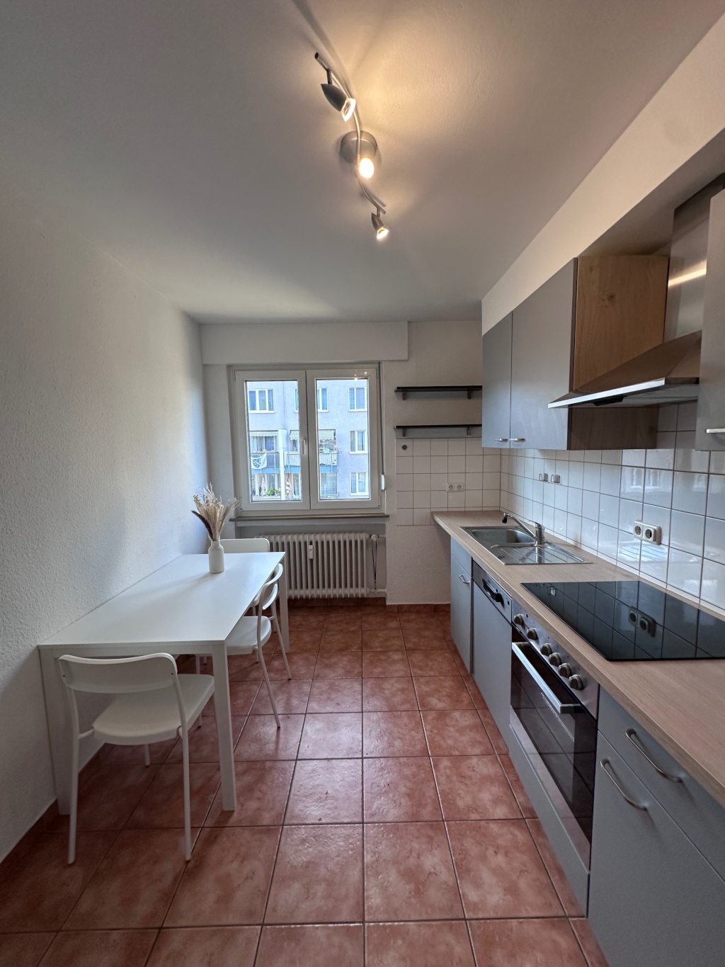WG-Zimmer Gallus Mammolshainer Straße - Bild 4