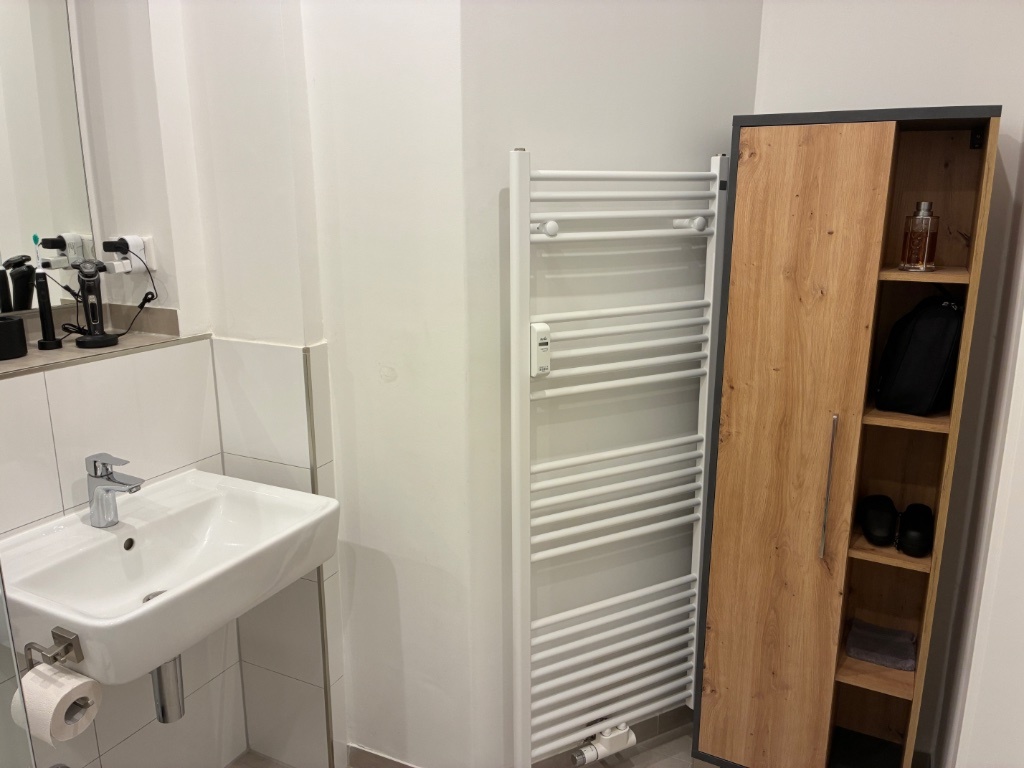 Möblierte 2-Zimmer-Wohnung Hochparterre in Unterbilk zur Zwischenmiete - Zeitraum flexibel - auch Teilzeitraum möglich – 40223 Düsseldorf Bilk – Vorschaubild 14