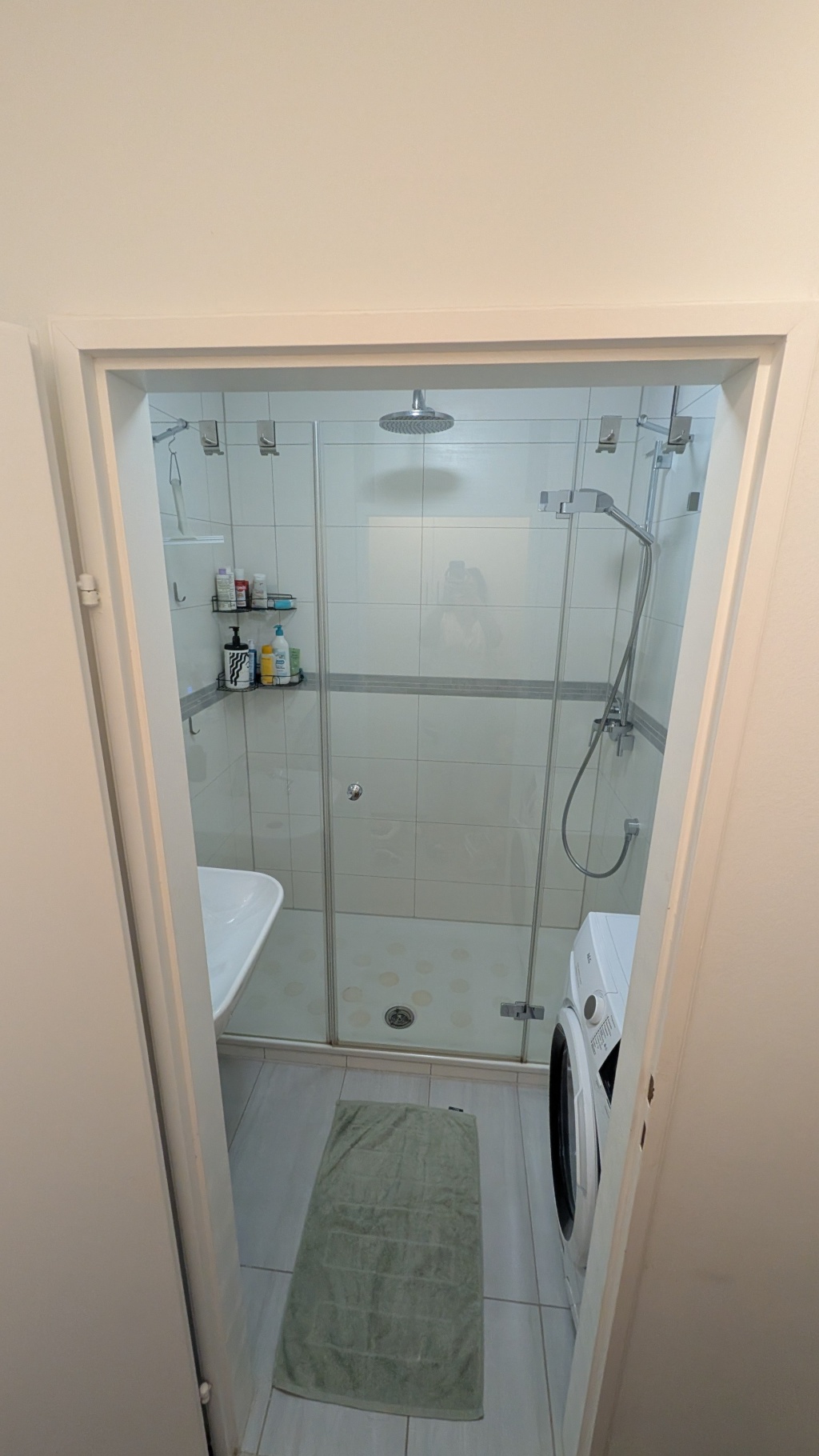 WG-Zimmer Birkach Kaiserstraße - Badezimmer
