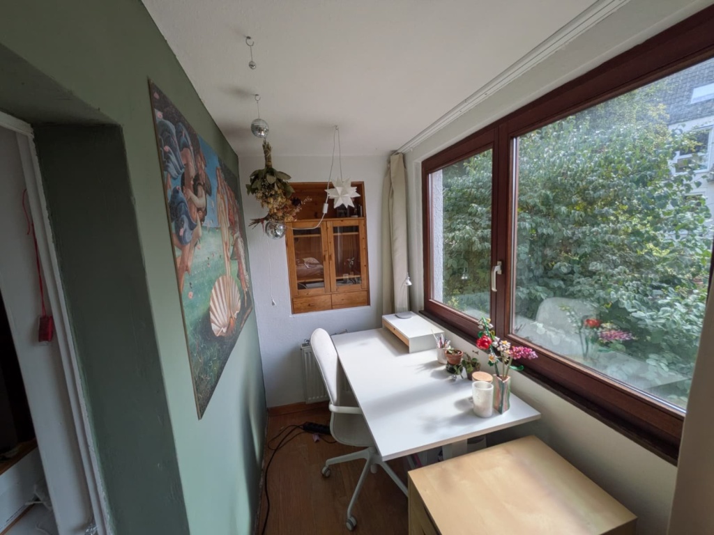 Habitación en WG Eschersheim Lachweg - kl. Zimmer 16m² - Einrichtung Beispielhaft
