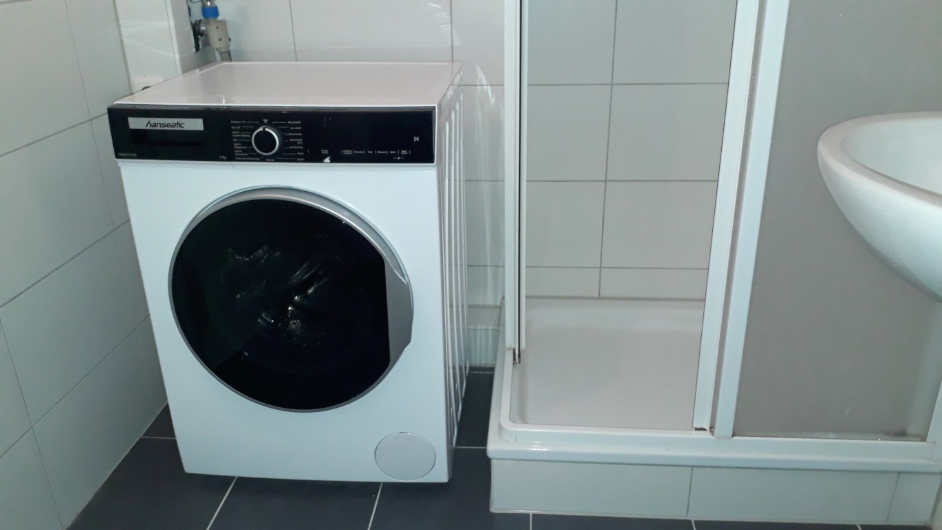 1-Zimmer-Wohnung Lichtenrade Barnetstr. 56 - Bad / Waschmaschine