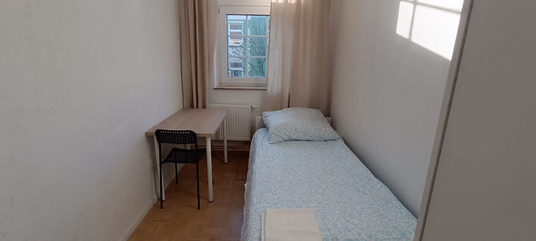 Diese geräumige WG bietet einen komfortablen und gut ausgestatteten Wohnraum in guter Lage. – 44139 Dortmund – Vorschaubild 3