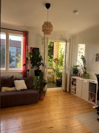 Vollmöblierte 2-Zimmer-Wohnung in Weißensee zur Zwischenmiete für 4 Monate (09.11.2026–01.03.2027) — photo 1