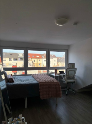 Anzeigenbild: Helles WG-Zimmer in 4er-WG