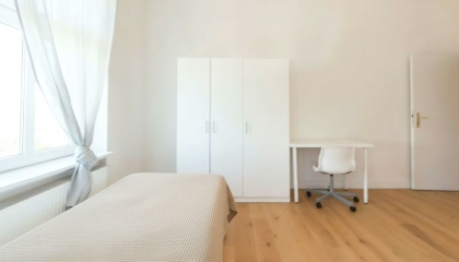 Anzeigenbild: Neues und stilvolles Zimmer mit guter Verkehrsanbindung (Berlin)