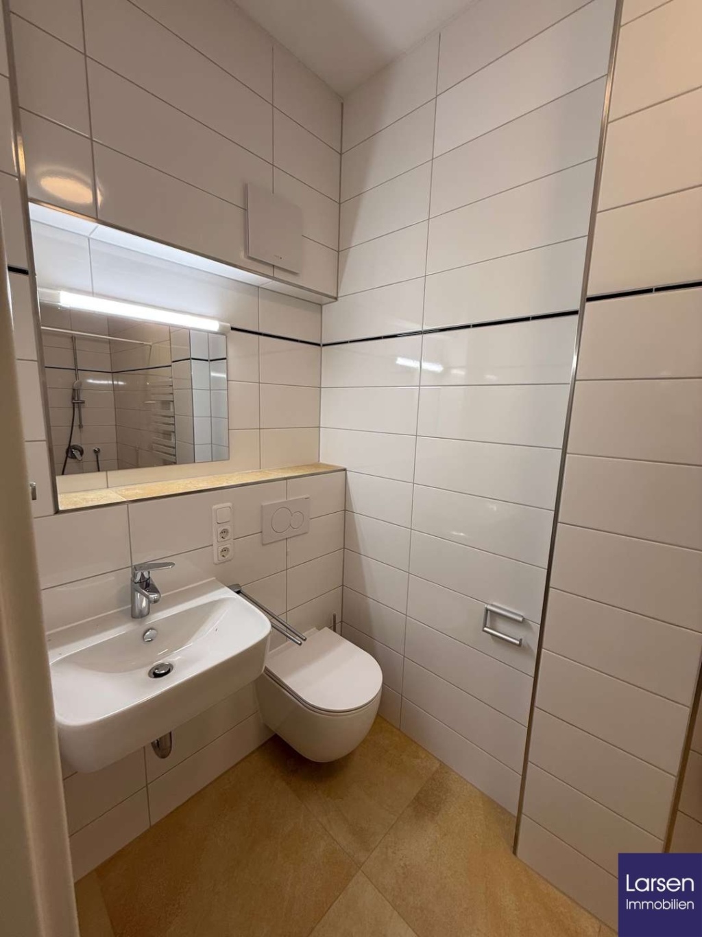 Premium-WG im Herzen Regensburgs – Voll möbliert & sofort bezugsfrei – 93047 Regensburg Innenstadt – Vorschaubild 13