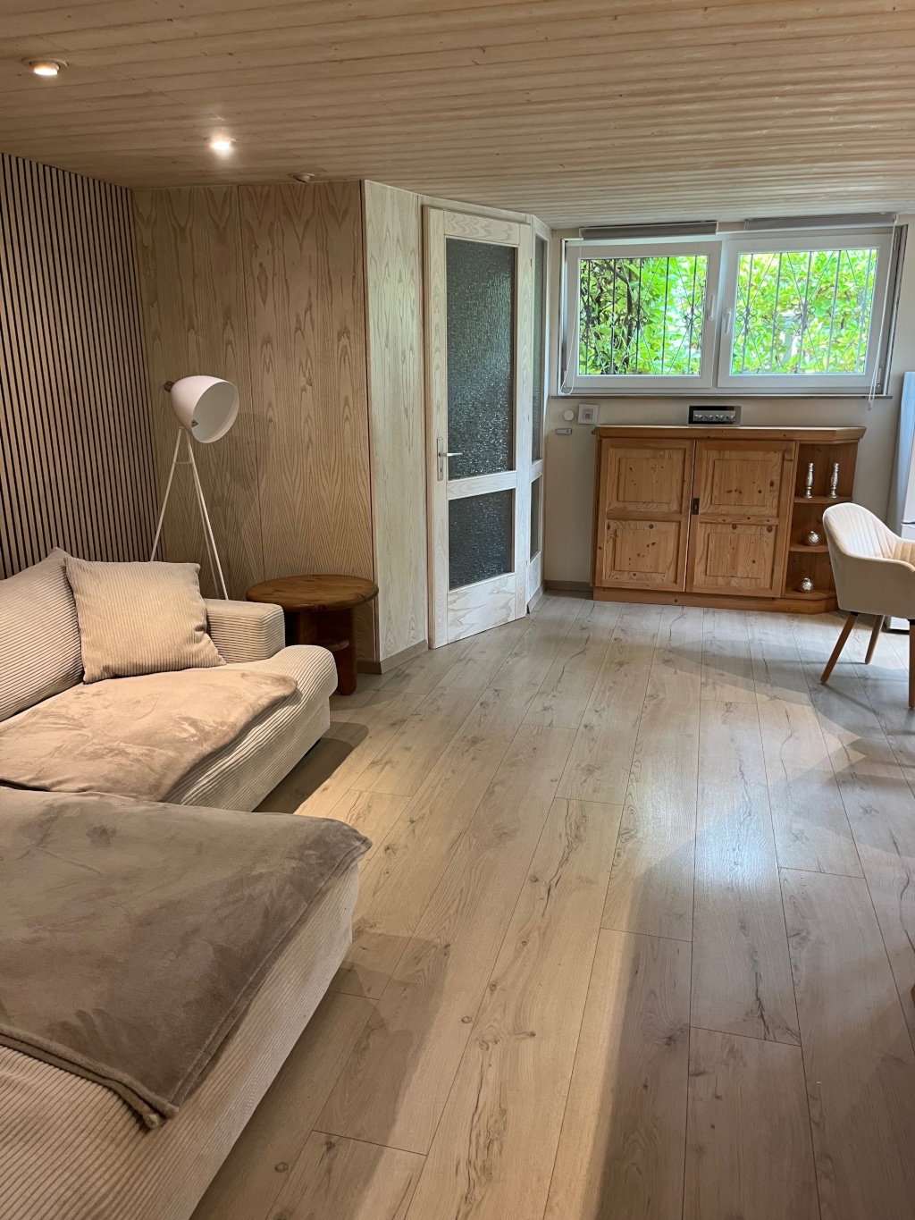 Wunderschöne, möblierte 2,5 Zimmer- Wohnung in bester Lage – 74074 Heilbronn Heilbronn Ost – Vorschaubild 3