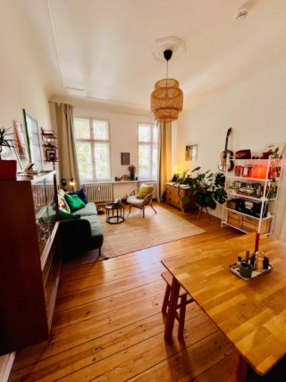 Lovely two bedroom home for up to four people in December — photo 1