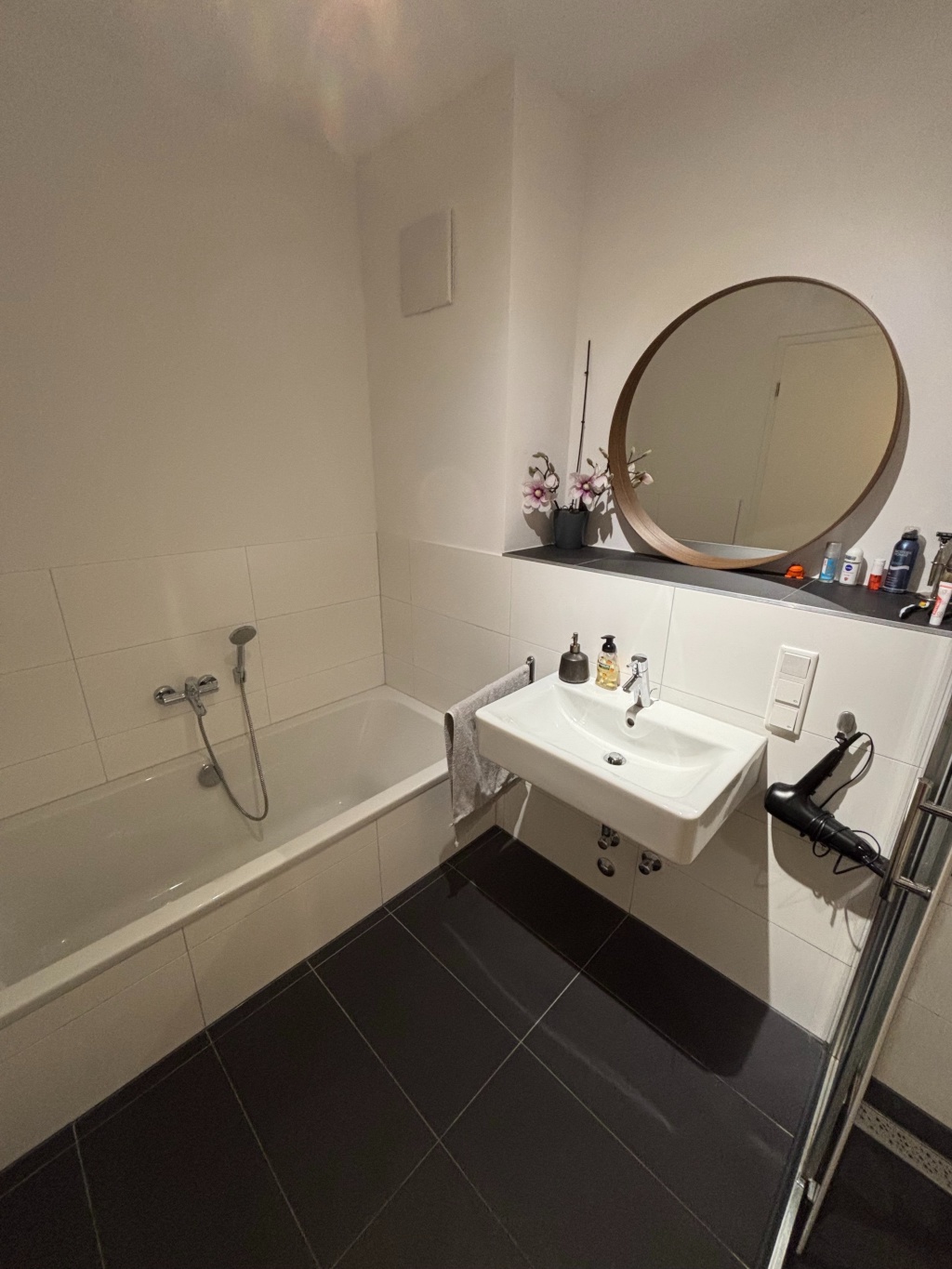 Zentrale Neubauwohnung in Aachen inkl. Tiefgaragenstellplatz – 52064 Aachen Aachen – Vorschaubild 14