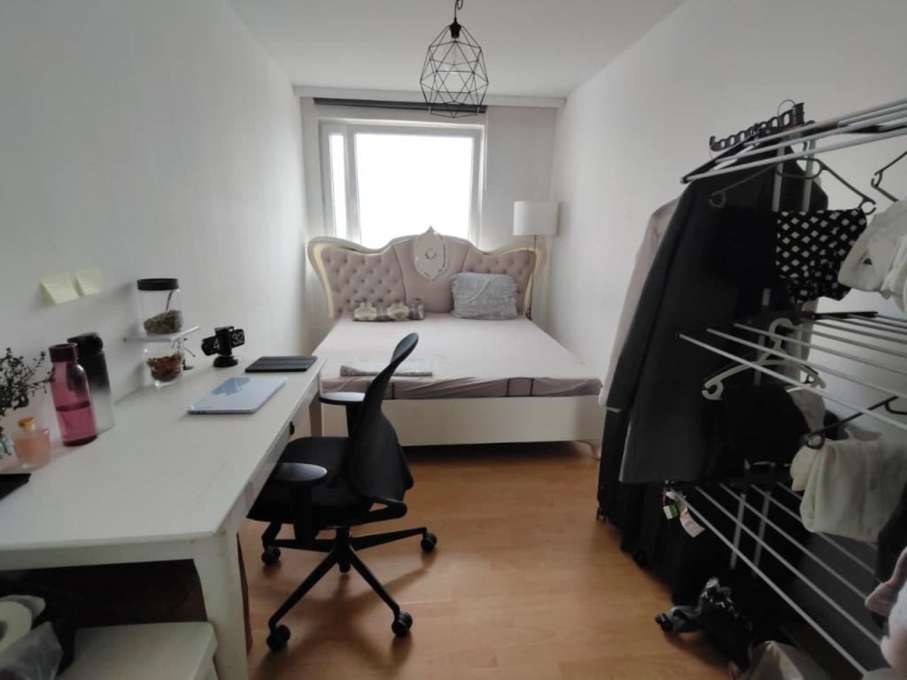 Double Bed room for sublet