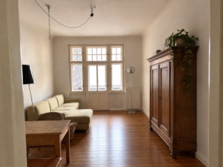 Schöne Altbauwohnung für 6 Monate mit Aussicht auf Verlängerung — photo 1
