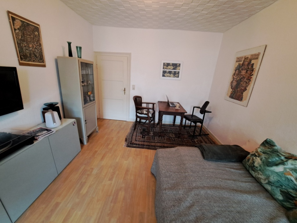 2 Zimmer Wohnung, Küche, Bad. Vom 21.10.26 bis 31.02.27