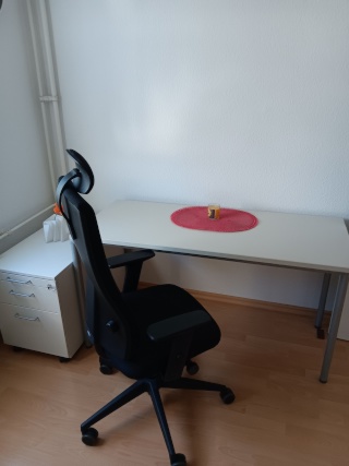 Ad image: WG Zimmer  in 2er WG  ab sofort  frei befristet