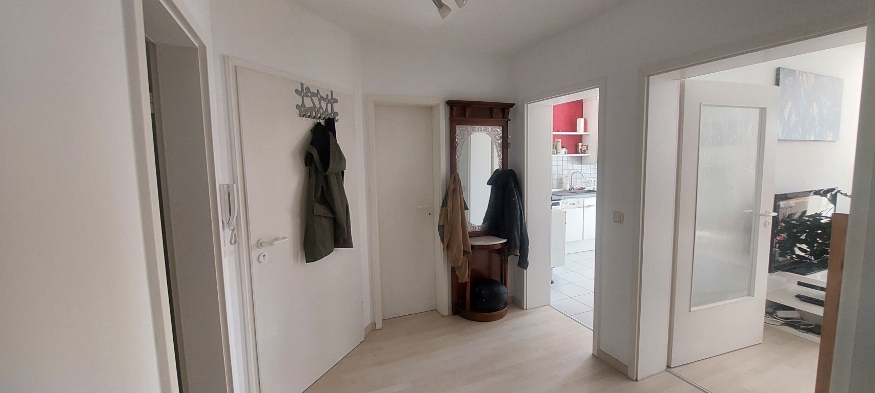 Feb + März Zwischenmiete möbeliert: Helle große ruhige zentrale 2zi Wohnung – 93049 Regensburg Westenviertel – Vorschaubild 12