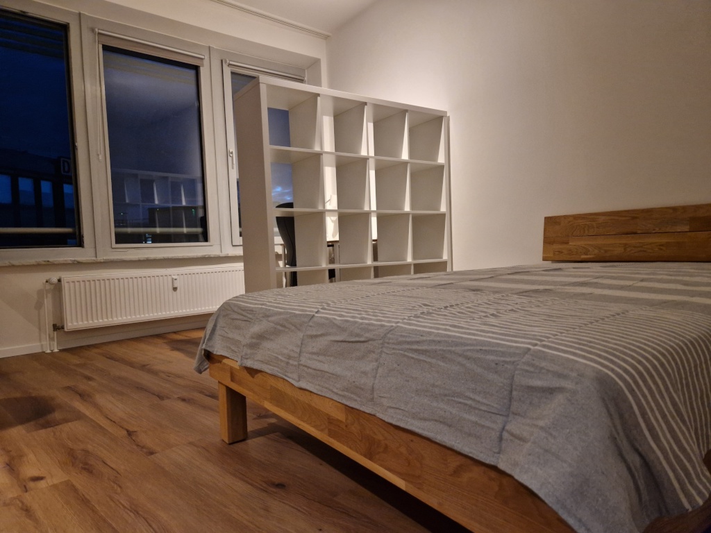 Neu renovierte, voll möblierte 1-Zi-Wohnung mit Tiefgarage – 60326 Frankfurt am Main Gallus – Vorschaubild 2