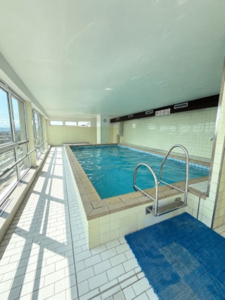 Imagen del anuncio: Nachmieter für ein WG - Zimmer mit Pool und Sauna