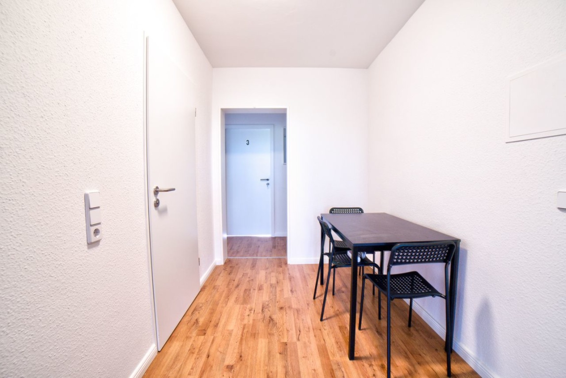 Wunderschönes Studio im Grünen – 40589 Düsseldorf Benrath – Vorschaubild 4