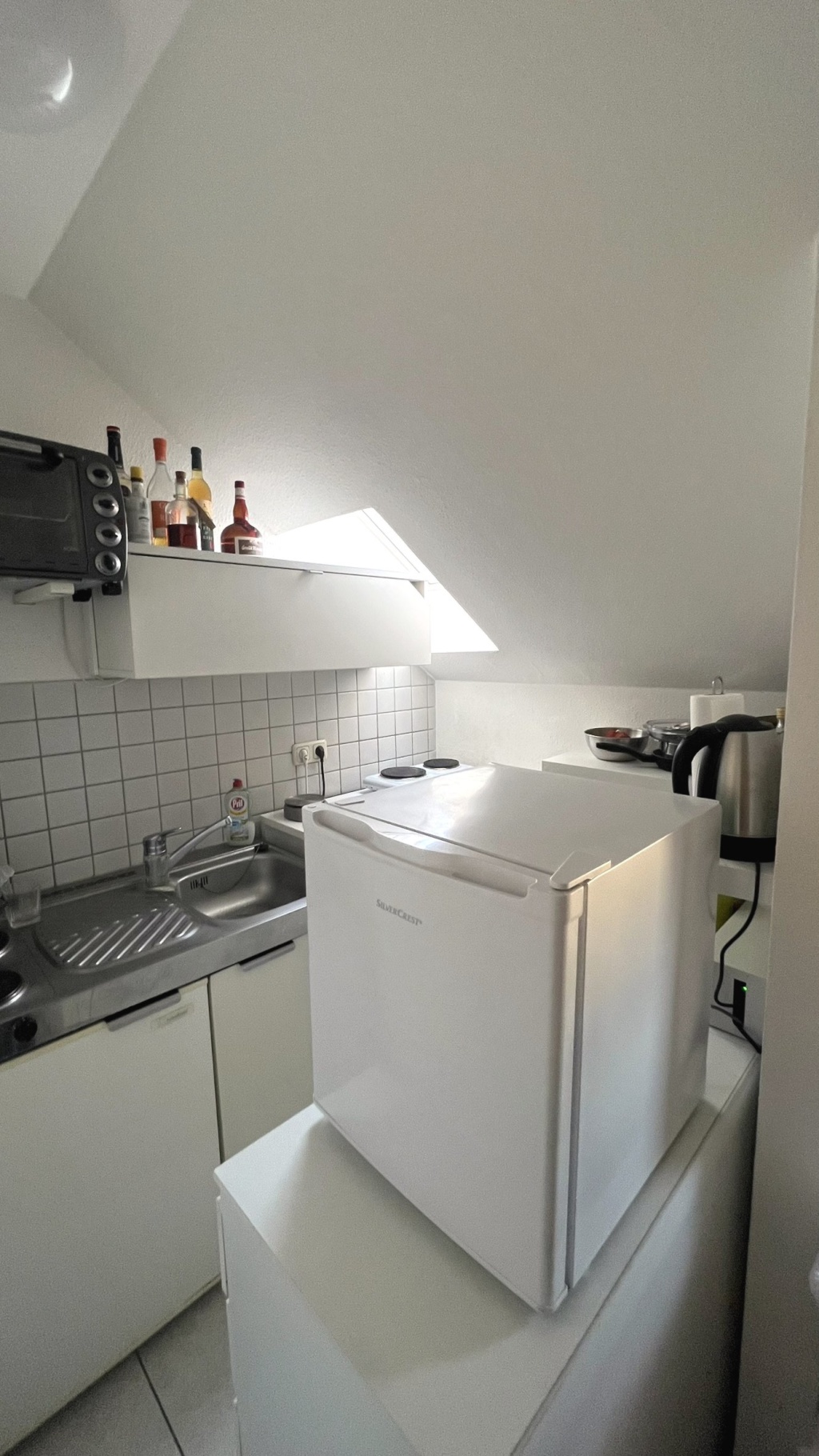 ANFRAGESTOPP – schöne Einzimmerwohnung in Jena – direkt am Wenigenjenaer Ufer – Ortsteil Wenigenjena (Jena-Ost) – ruhige und idyllische Lage – zentrumsnah – modern möbliert – 7749 Jena Jena-Ost – Vorschaubild 11