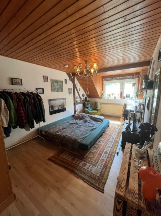 Anzeigenbild: 15qm Zimmer in 4er-WG