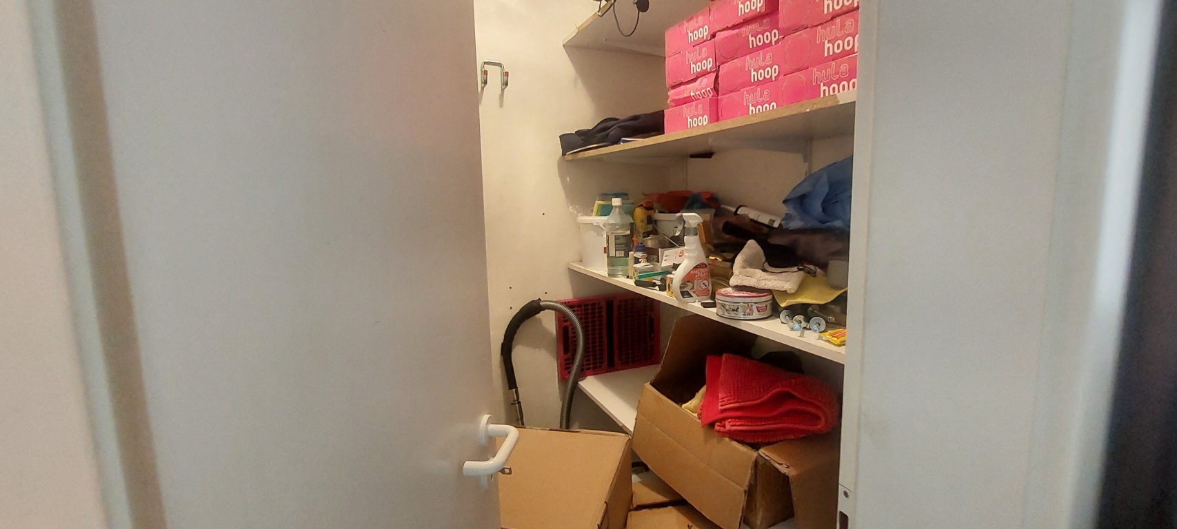 Feb + März Zwischenmiete möbeliert: Helle große ruhige zentrale 2zi Wohnung – 93049 Regensburg Westenviertel – Vorschaubild 13