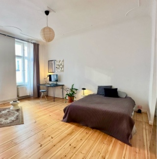 Cozy Flat in Weserkiez (Length of stay per request) — photo 1