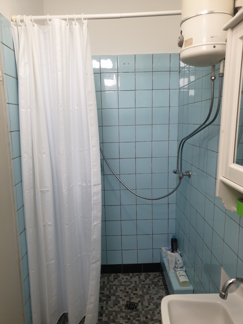 1,5-Zimmer-Studio-Apartment in Düsseldorf-Unterbilk – Nähe Medienhafen – 40217 Düsseldorf Dusseldorf – Vorschaubild 9