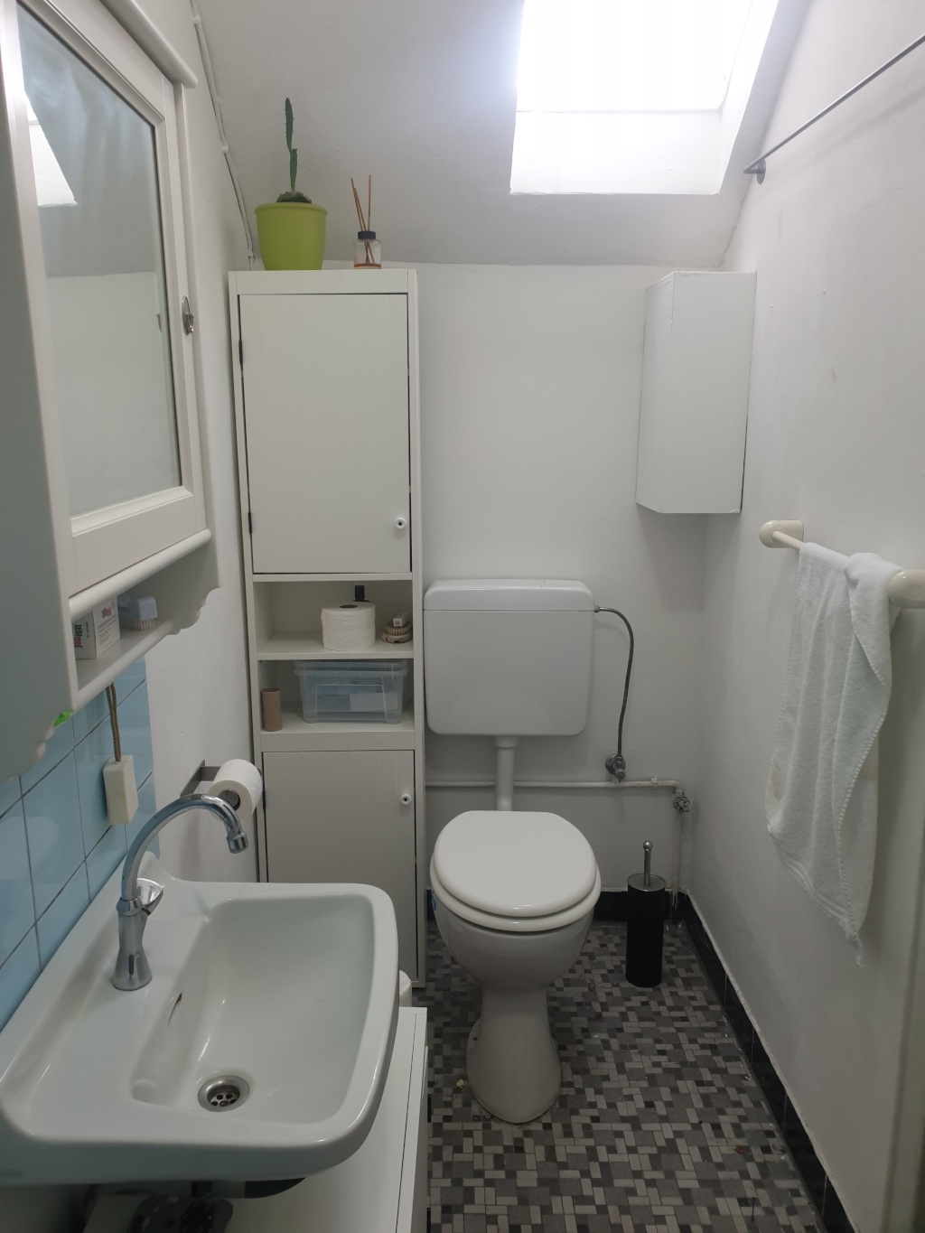 1,5-Zimmer-Studio-Apartment in Düsseldorf-Unterbilk – Nähe Medienhafen – 40217 Düsseldorf Dusseldorf – Vorschaubild 8
