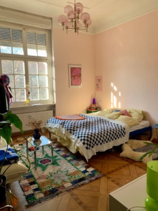 Zwischenmiete in großer WG, Altbau, naturnah