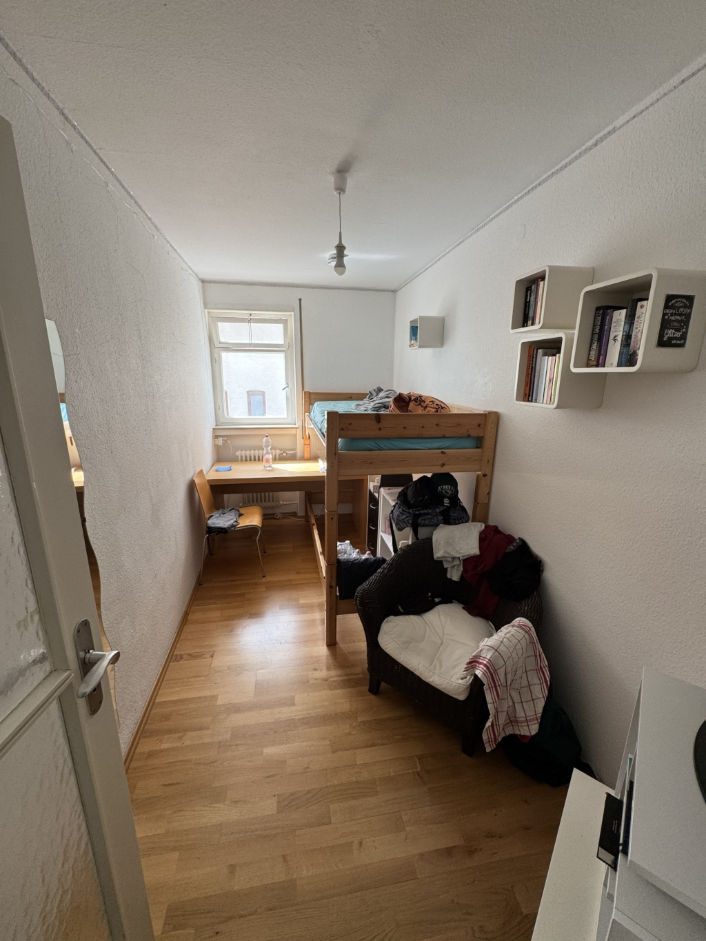 4-Zimmer Wohnung perfekt für WG's oder Familien – 70192 Stuttgart Nord – Vorschaubild 3
