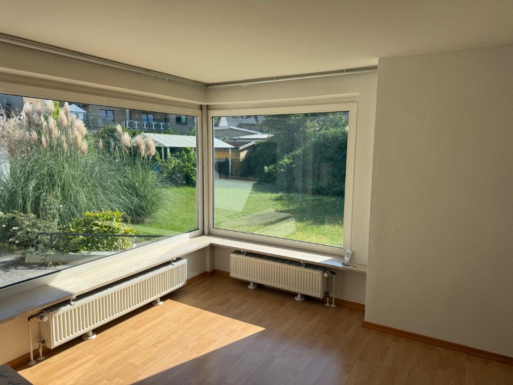 **Möbliertes WG-Zimmer ab 572 € warm – neu zu gründende Studenten-WG Hamburg-Niendorf**